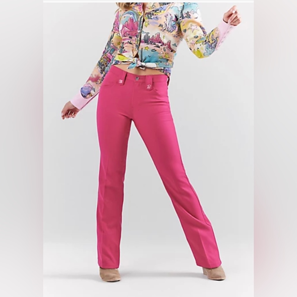 Wrangler® x Barbie™ High Rise Wrancher® Pant